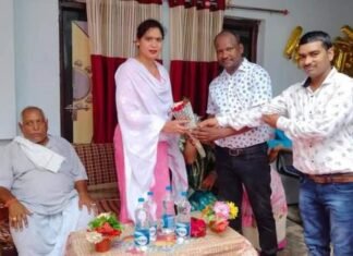 पाँच सूत्रीय मांगो की पूर्ति को लेकर संसदीय सचिव शकुन्तला से मुलाक़ात पाँच सूत्रीय मांगो की पूर्ति को लेकर संसदीय सचिव शकुन्तला से मुलाक़ात