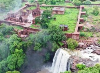 चित्तौड़गढ़ का ‘’मेनाल’’बना मानसून डेस्टिनेशन,पर्यटन स्थलों की हुई Video शूटिंग चित्तौड़गढ़ का ‘’मेनाल’’बना मानसून डेस्टिनेशन,पर्यटन स्थलों की हुई Video शूटिंग