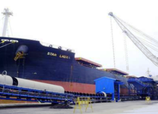 वी.ओ. चिदम्बरनार बंदरगाह में कोयला उतारने का बना एक नया रिकार्ड वी.ओ. चिदम्बरनार बंदरगाह में कोयला उतारने का बना एक नया रिकार्ड