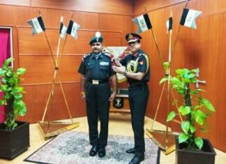 योगेंद्र सिंह यादव, परमवीर चक्र को आनरेरी कैप्टन के पद से हुए सम्मानित योगेंद्र सिंह यादव, परम वीर चक्र को आनरेरी कैप्टन के पद से हुए सम्मानित