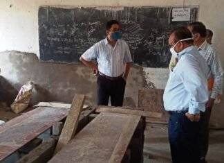 जिला में चल रहे विकास गतिविधियों का लिया जायजा कलेक्टर जैन ने जिला में चल रहे विकास गतिविधियों का लिया जायजा कलेक्टर जैन ने