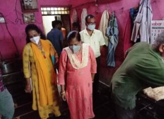 खाद्य विभाग व् पालिका टीम की टीम ने मिठाई दुकानों में की कार्यवाही हमसे जुड़े :–https://dailynewsservices.com/ WatsApp https:FLvSyB0oXmBFwtfzuJl5gU Twitter:https:DNS11502659 Facebook https:dailynewsservices/