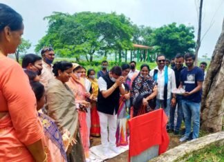 कांग्रेस सरकार बनने के बाद से DMF फंड का हो रहा है सदुपयोग-संसदीय सचिव विनोद कांग्रेस सरकार बनने के बाद से DMF फंड का हो रहा है सदुपयोग-संसदीय सचिव विनोद
