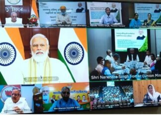 PM ने गोबर से विद्युत उत्पादन व् 36गढ़ मिशन मिलेट के लिए CM बघेल की पहल को सराहा PM ने गोबर से विद्युत उत्पादन व् मिशन मिलेट के लिए CM बघेल की पहल को सराहा