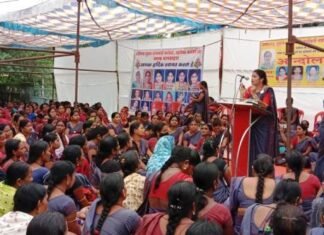36गढ़ जुझारू आंगनबाड़ी कार्यकर्ता सहायिका कल्याण संघ ने CM के नाम सौपा ज्ञापन 36गढ़ जुझारू आंगनबाड़ी कार्यकर्ता सहायिका कल्याण संघ ने CM के नाम सौपा ज्ञापन