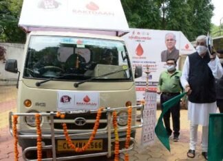 राष्ट्रीय स्वैच्छिक रक्तदान दिवस पर प्रचार-प्रसार रथ को किया रवाना मंत्री TS सिंहदेव ने राष्ट्रीय स्वैच्छिक रक्तदान दिवस पर प्रचार-प्रसार रथ को किया रवाना मंत्री TS सिंहदेव ने