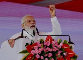 भारत, विश्व भर के बौद्ध समाज की श्रद्धा का, आस्था का, प्रेरणा का केंद्र है पीएम मोदी भारत, विश्व भर के बौद्ध समाज की श्रद्धा का, आस्था का, प्रेरणा का केंद्र है पीएम मोदी