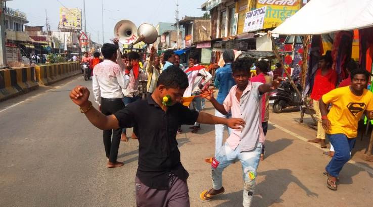  नगर के महामाया तालाब में मातारानी को दी गई अंतिम विदाई