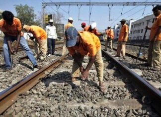 रेल कर्मचारियों को 78 दिनों का मिलेगा बोनस-केन्द्रीय मंत्रिमंडल का निर्यण रेल कर्मचारियों को 78 दिनों का मिलेगा बोनस-केन्द्रीय मंत्रिमंडल का निर्यण