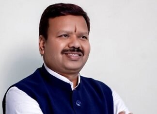 दीर्घायु योजना से कैंसर पीड़ितों को मिल रही है नई जिदंगी,संसदीय सचिव विनोद चंद्राकर 200 यूनिट तक हाफ बिजली बिल देने की घोषणा लिया गया कांग्रेस के दबाव में