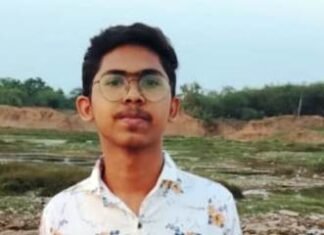 CM बघेल की सहृदयता से होनहार छात्र योगेश के लिए IIT की पढ़ाई हुई आसान CM बघेल की सहृदयता से होनहार छात्र योगेश के लिए IIT की पढ़ाई हुई आसान