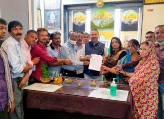 संसदीय सचिव ने की घोषणा मचेवा में 3 लाख की लागत से बनेगा सेन समाज का भवन संसदीय सचिव की घोषणा मचेवा में 3 लाख की लागत से बनेगा सेन समाज का भवन