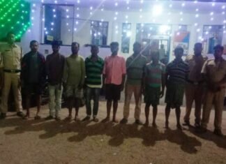 पुलिस पार्टी से वाद विवाद व् हाथापाई करने वाले 08 लोग गिरफ्तार पुलिस पार्टी से वाद विवाद व् हाथापाई करने वाले 08 लोग गिरफ्तार