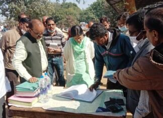 मार्कफेड के प्रबंध संचालक ने धान खरीदी केन्द्रों का किया आकस्मिक निरीक्षण मार्कफेड के प्रबंध संचालक ने धान खरीदी केन्द्रों का किया आकस्मिक निरीक्षण