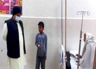 सिविल अस्पताल का निरीक्षण कर मरीजों से की बातचीत ऊर्जा मंत्री तोमर ने सिविल अस्पताल का निरीक्षण कर मरीजों से की बातचीत ऊर्जा मंत्री तोमर ने