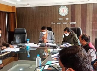 धीमी गति से हो रहे कार्यो पर कड़ी नाराजगी जतायी कलेक्टर जैन ने धीमी गति से हो रहे कार्यो पर कड़ी नाराजगी जतायी कलेक्टर जैन ने