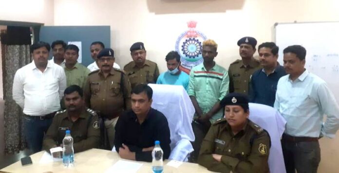 एल्युमुलियम सिल्ली व् ट्रक चोरी मामले में एक नाबालिक सहित 3 पुलिस के गिरफ्त में