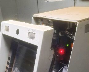 एटीएम को तोड़कर रकम चोरी करने का प्रयास करने वाला युवक पुलिस के गिरफ्त में एटीएम को तोड़कर रकम चोरी करने का प्रयास करने वाला युवक पुलिस के गिरफ्त में