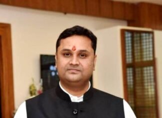 स्पोर्ट्स स्टेडियम बलौदाबाजार में कैबिनेट मंत्री उमेश पटेल फहराएंगे तिरंगा स्पोर्ट्स स्टेडियम बलौदाबाजार में कैबिनेट मंत्री उमेश पटेल फहराएंगे तिरंगा