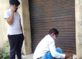 उर्वरकों की उपलब्धता सुनिश्चित कराने तीन खाद दूकान पर कृषि विभाग की दबिश उर्वरकों की उपलब्धता सुनिश्चित कराने तीन खाद दूकान पर कृषि विभाग की दबिश