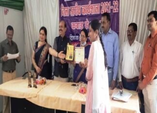 कबाड़ से जुगाड़ का जिला स्तरीय कार्यक्रम का हुआ आयोजन कबाड़ से जुगाड़ का जिला स्तरीय कार्यक्रम का हुआ आयोजन