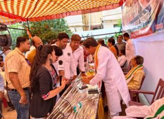 डिजिटल मेंबरशिप ली प्रदेश कांग्रेस कमेटी के सैकड़ों कार्यकर्ताओं ने डिजिटल मेंबरशिप ली प्रदेश कांग्रेस कमेटी के सैकड़ों कार्यकर्ताओं ने