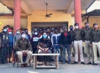 स्थाई वारंटियों की धर-पकड़ के लिए पुलिस ने चलाया विशेष अभियान स्थाई वारंटियों की धर-पकड़ के लिए पुलिस ने चलाया विशेष अभियान