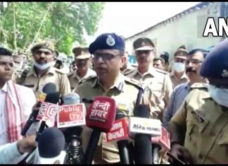 जहरीली टॉफी खाने से 4 बच्चों की हुई मौत कुशीनगर में कुशीनगर में जहरीली टॉफी खाने से 4 बच्चों की हुई मौत