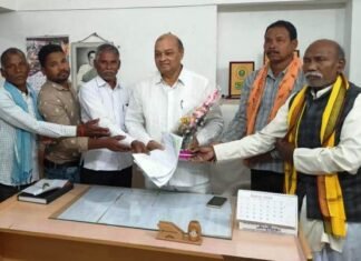 डाकघर व् मानस भवन के लिए सौपा ज्ञापन कृषि विकास निगम के अध्यक्ष को डाकघर व् मानस भवन के लिए सौपा ज्ञापन कृषि विकास निगम के अध्यक्ष को