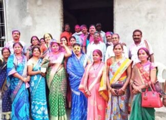 कांग्रेस महिला प्रकोष्ठ द्वारा का होली मिलन समारोह कांग्रेस महिला प्रकोष्ठ द्वारा का होली मिलन समारोह