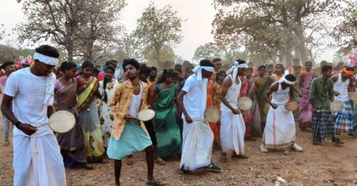 अदूड नांगा मॉयल मासा देवता का कड़साड मेला आयोजित हुआ जावांगा में