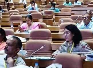 केंद्र सरकार से फुलवारी क्रेश केंद्रों के पुनः संचालन की मांग-