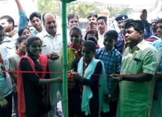 चार स्थानों में प्याऊ घर का किया शुभारंभ पालिका अध्यक्ष ने चार स्थानों में प्याऊ घर का किया शुभारंभ पालिका अध्यक्ष ने