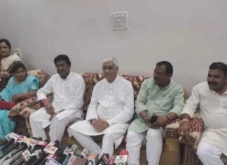 मंत्री TS सिंहदेव ने कहा कि रेफर सेंटर कहलाए जाने वाले अस्पताल का जल्द होगा कायाकल्प मंत्री TS सिंहदेव ने कहा कि रेफर सेंटर कहलाए जाने वाले अस्पताल का होगा कायाकल्प