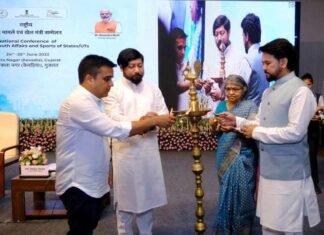 केवड़िया में दो दिवसीय राष्ट्रीय सम्मेलन का उद्घाटन किया खेल मंत्री अनुराग सिंह ने केवड़िया में दो दिवसीय राष्ट्रीय सम्मेलन का उद्घाटन किया खेल मंत्री अनुराग सिंह ने