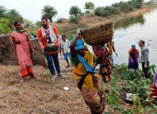 तालाब स्वच्छता व् जन जागरूकता अभियान का नौवाँ दिन तालाब स्वच्छता व् जन जागरूकता अभियान का नौवाँ दिन
