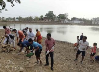तालाबों के स्वच्छता अभियान में दर्री तालाब की सफाई हुई पूरी,शुक्रवार को महामाया तालाब की बारी तालाबों के स्वच्छता अभियान में दर्री तालाब की सफाई हुई पूरी