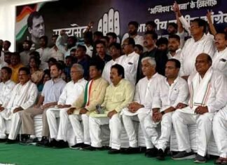 अग्निपथ योजना के खिलाफ चल रहे सत्याग्रह में शामिल हुए संसदीय सचिव अग्निपथ योजना के खिलाफ चल रहे सत्याग्रह में शामिल हुए संसदीय सचिव