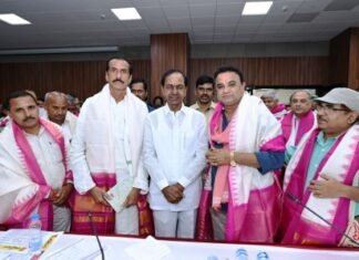 तेलंगाना सरकार की योजनाओं को देश के लिए मॉडल के रूप में लेना चाहिए-जुगनू तेलंगाना सरकार की योजनाओं को देश के लिए मॉडल के रूप में लेना चाहिए-जुगनू