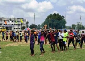 राष्ट्रीय खेल दिवस पर हुआ विभिन्न प्रतियोगिता,मेडल व प्रमाण पत्र से सम्मानित हुए खिलाड़ी राष्ट्रीय खेल दिवस पर हुआ विभिन्न प्रतियोगिता