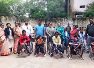 17 दिव्यांग हितग्राही को बांटे ट्रायसिकल नपाध्यक्ष ने व् नए स्थान पर स्थापित होने वाले प्रतिमा स्थल का किया निरीक्षण 17 दिव्यांग हितग्राही को बांटे ट्रायसिकल नपाध्यक्ष ने