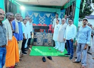 अछरीडीह में लाखों के विकास कार्यों की सौगात दी संसदीय सचिव ने अछरीडीह में लाखों के विकास कार्यों की सौगात दी संसदीय सचिव ने