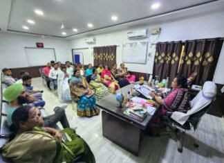 नपाध्यक्ष राशि ने गरबा नाइट का आयोजन को लेकर ली बैठक नपाध्यक्ष राशि ने गरबा नाइट का आयोजन को लेकर ली बैठक