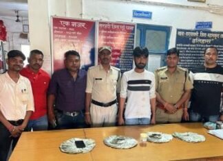 ब्राउन शुगर की तस्करी करते एक आरोपी को पुलिस ने किया गिरफ्तार ब्राउन शुगर की तस्करी करते एक आरोपी को पुलिस ने किया गिरफ्तार