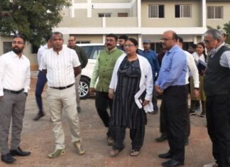 चिकित्सा शिक्षा सचिव ने महासमुंद मेडिकल कालेज का किया निरीक्षण चिकित्सा शिक्षा सचिव ने महासमुंद मेडिकल कालेज का किया निरीक्षण