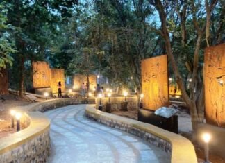 सोनाखान मे प्रदेश का पहला ओपन एयर म्यूज़ियम कॉर्टेन स्टील से हुआ तैयार सोनाखान मे प्रदेश का पहला ओपन एयर म्यूज़ियम कॉर्टेन स्टील से हुआ तैयार