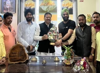 तुमगॉंव रेलवे क्रासिंग के बंद किए गए रास्ते में जल्द शुरू होगी आवाजाही-विनोद तुमगॉंव रेलवे क्रासिंग के बंद किए गए रास्ते में जल्द शुरू होगी आवाजाही-विनोद