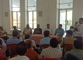 गिरौदपुरी मेले की तैयारी का लिया जायजा कलेक्टर व एसपी ने गिरौदपुरी मेले की तैयारी का लिया जायजा कलेक्टर व एसपी ने