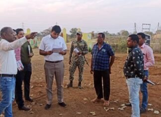 गौठानों का आकस्मिक निरीक्षण किया कलेक्टर ने , लापरवाही पर जनपद CEO को कारण बताओ नोटिस गौठानों का आकस्मिक निरीक्षण किया कलेक्टर ने