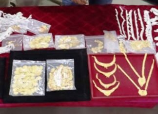 02 अन्तर्राज्यीय ज्वेलरी चोर पुलिस के हत्थे चढे,40 लाख रूपए का सोना-चांदी का सामान जप्त 02 अन्तर्राज्यीय ज्वेलरी चोर पुलिस के हत्थे चढे